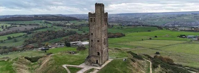 castle hill, huddersfield, huddersfield castle hill, huddersfield locksmith